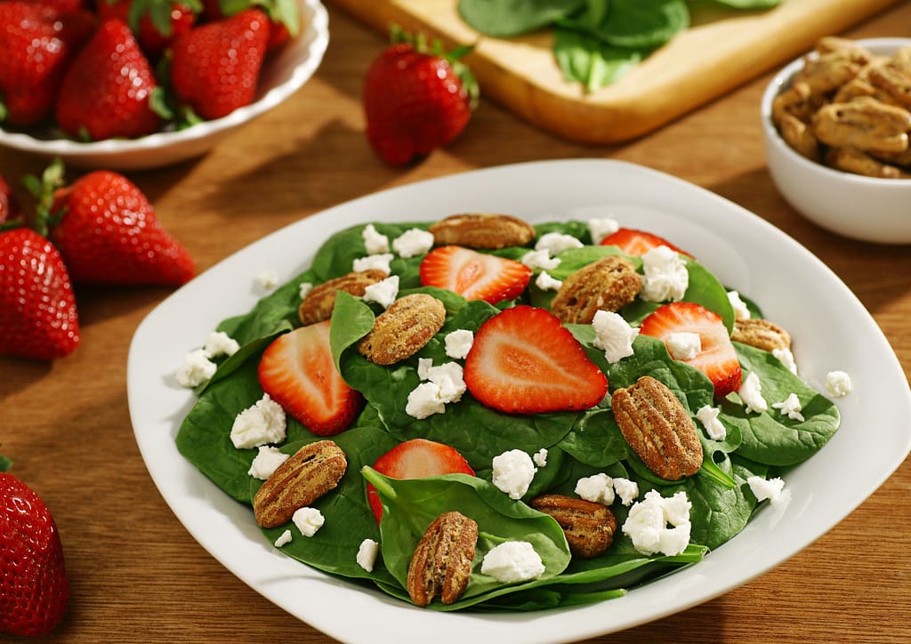 Spinach and Strawberry Salad
